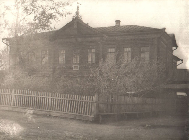 Первая школа в  с. Кузоватово